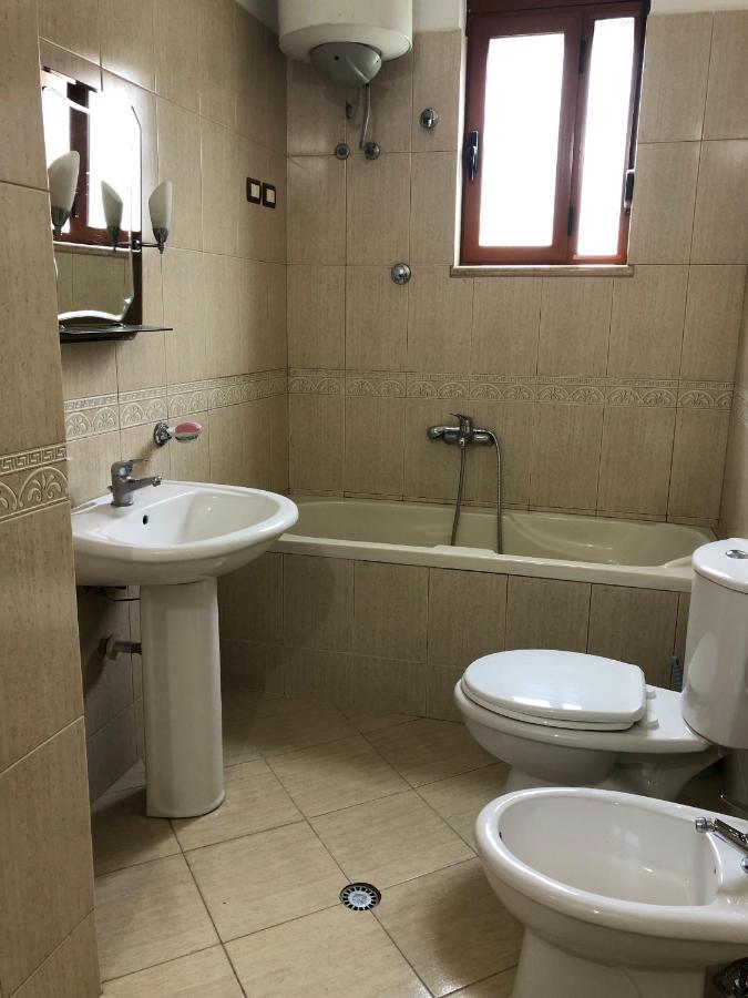 Villa Garden Berat Bagian luar foto